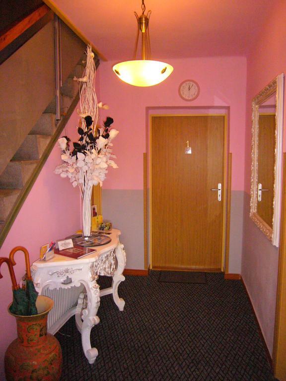 Pension Villa Marit Prag Dış mekan fotoğraf